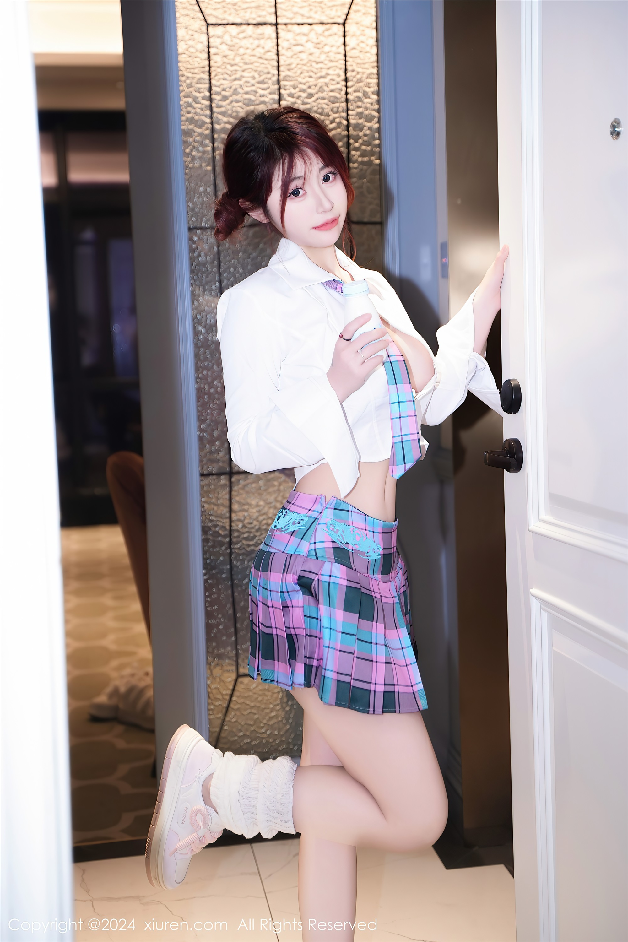 Xiuren秀人网 2024.01.25 NO.8015 美七Mia